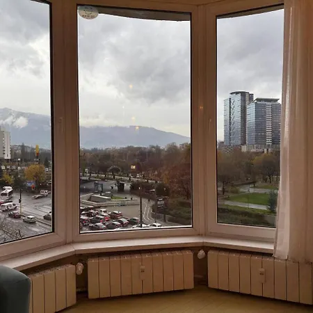 Cosher | Iconic Ndk Views • Huge Windows • Center
