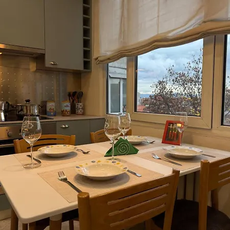 Cosher | Iconic Ndk Views • Huge Windows • Center 索菲亞