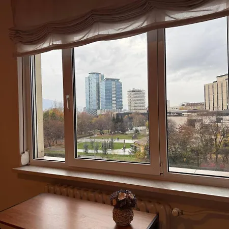 Cosher | Iconic Ndk Views • Huge Windows • Center 索菲亞